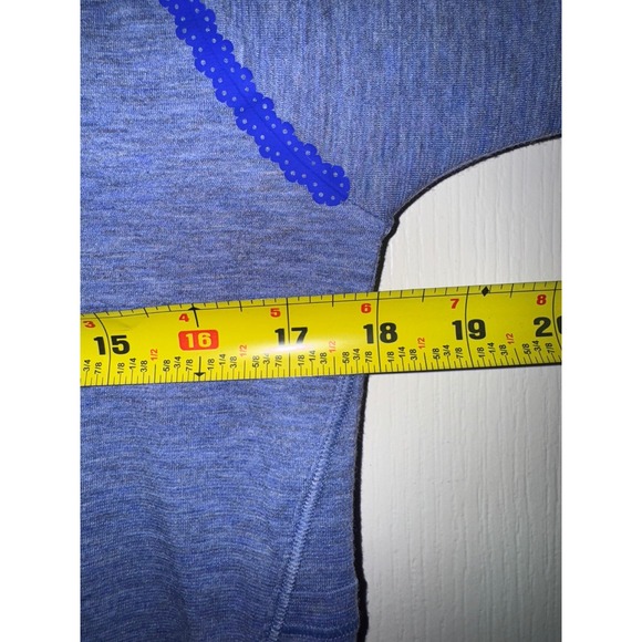 Lululemon blue stop drop and squat women's top size 8? - Picture 4 of 4